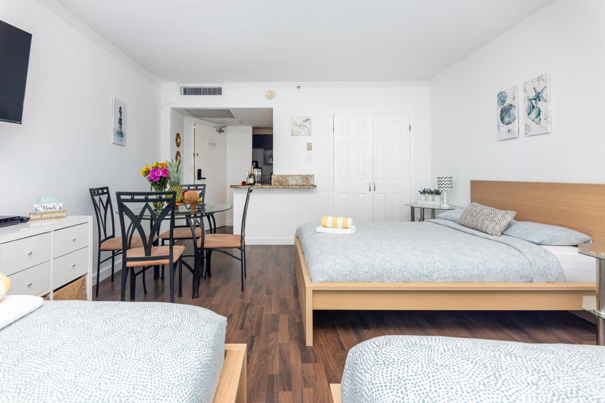 מיאמי ביץ' Girasole Rentals Suites מראה חיצוני תמונה